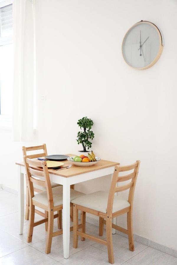 Modern And Spacious Apartment In Downtown Haifa Esterno foto