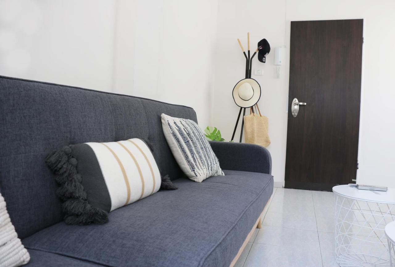 Modern And Spacious Apartment In Downtown Haifa Esterno foto