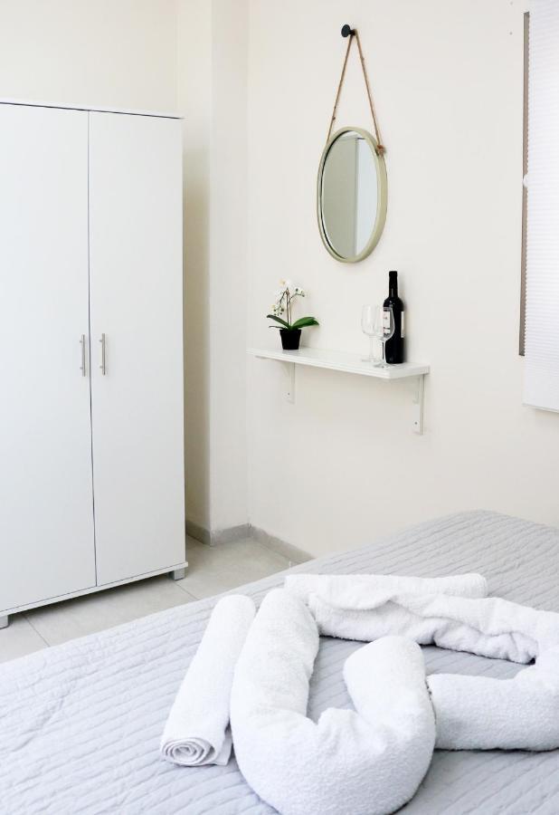 Modern And Spacious Apartment In Downtown Haifa Esterno foto