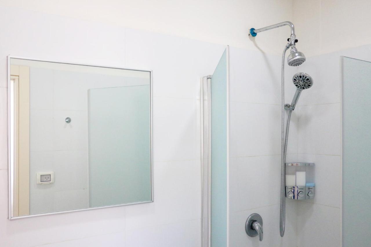 Modern And Spacious Apartment In Downtown Haifa Esterno foto